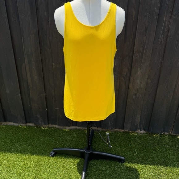 Banana Republic Yellow Fitted Sleeveless Tank Top - Picture 1 of 8